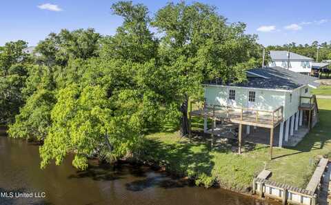 2183 Mole Drive, Bay Saint Louis, MS 39520
