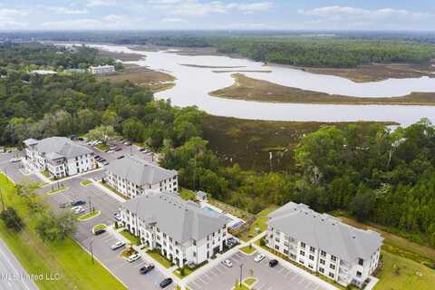 2501 Bienville #231 Boulevard, Ocean Springs, MS 39564