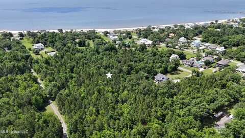 Hoffman Lane, Waveland, MS 39576