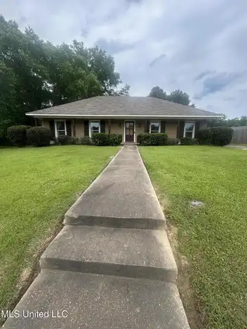 204 Foxwood Cove, Madison, MS 39110
