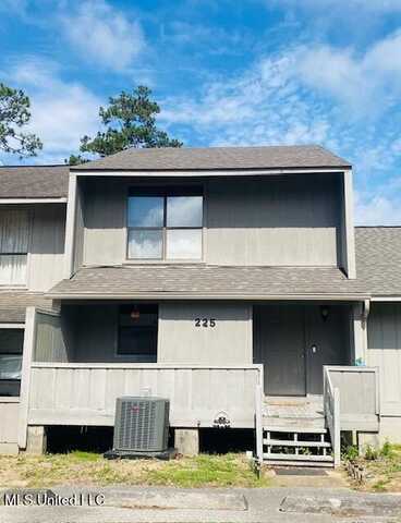 225 Highpoint Drive, Diamondhead, MS 39525