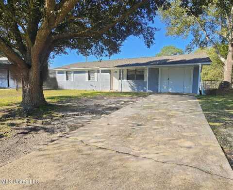 6688 Balboa Circle, Ocean Springs, MS 39564