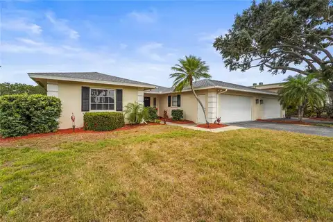 7391 W COUNTRY CLUB DRIVE N, SARASOTA, FL 34243