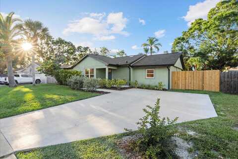 2915 WOODPINE CIRCLE, SARASOTA, FL 34231