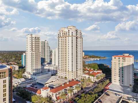 300 BEACH DRIVE NE, Saint Petersburg, FL 33701