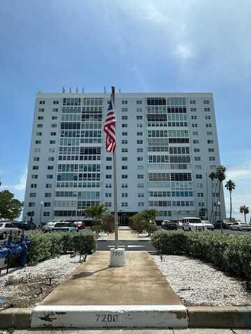 7200 SUNSHINE SKYWAY LANE S, Saint Petersburg, FL 33711