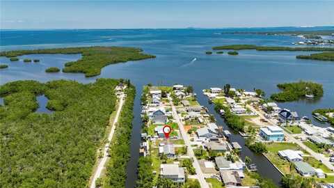 825 SEABREEZE DRIVE, RUSKIN, FL 33570