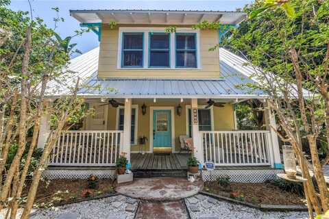 1038 CRESCENT LAKE DRIVE N, Saint Petersburg, FL 33701