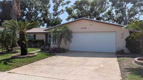1538 S LAKE AVENUE, CLEARWATER, FL 33756