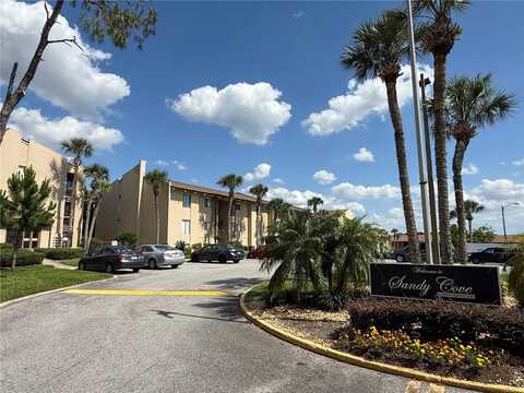 592 ORANGE DRIVE, ALTAMONTE SPRINGS, FL 32701