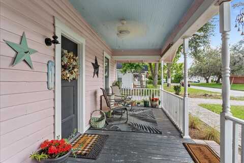 2305 S MAGNOLIA AVENUE, SANFORD, FL 32771