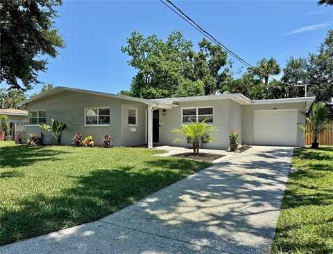 4105 W OAKELLAR AVENUE, TAMPA, FL 33611