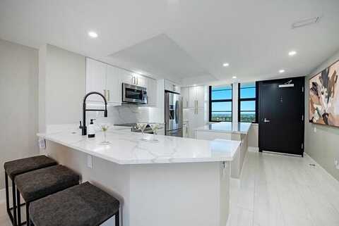 380 SEAVIEW COURT, Marco Island, FL 34145