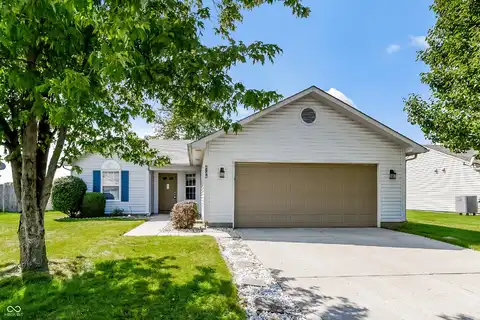 2736 Woodfield Boulevard, Franklin, IN 46131