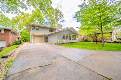 806 Maplewood Avenue, Anderson, IN 46012