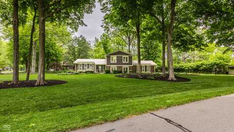 411 Woodland W Drive, Greenfield, IN 46140