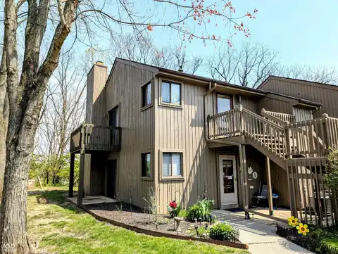 93 Lookout Ridge Drive, Columbus, IN 47201
