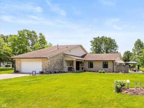 8111 Timberwood Drive, Plainfield, IN 46168