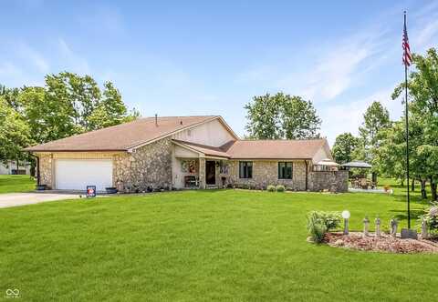 8111 Timberwood Drive, Plainfield, IN 46168
