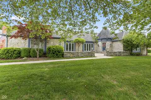 8029 Castle Lake Road, Indianapolis, IN 46256