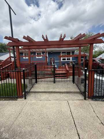 6126 Regina Circle, Indianapolis, IN 46224