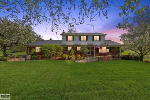 1151 Glen Meadow, Leonard, MI 48367