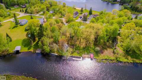 000 ridgeway trail, Lake, MI 48632