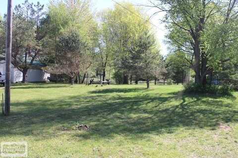 000 ridgeway trail, Lake, MI 48632
