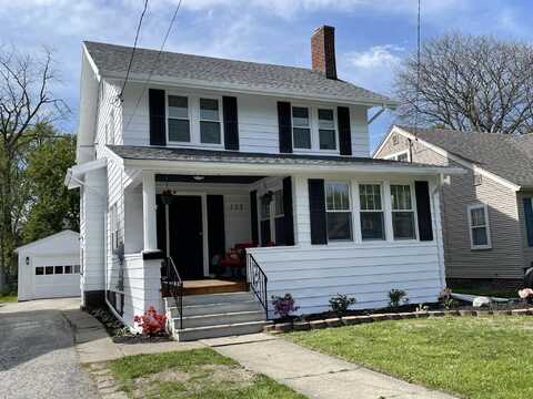 133 Lockwood, Saginaw, MI 48602