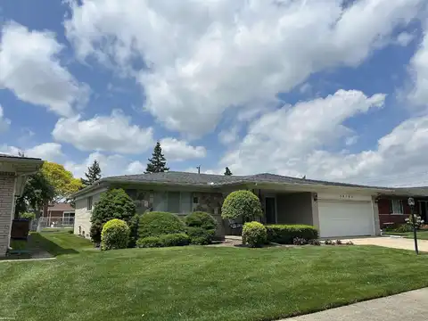 30103 Blancke, Warren, MI 48093