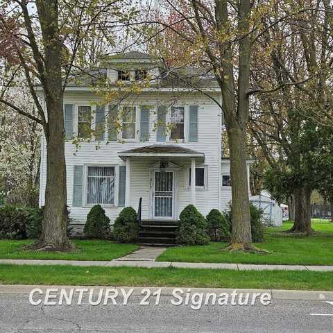 205 S Midland, Merrill, MI 48637