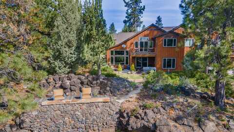 60442 Snap Shot Loop, Bend, OR 97702