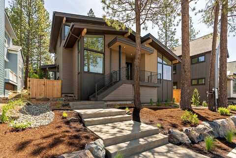 2988 NW Polarstar Avenue, Bend, OR 97703