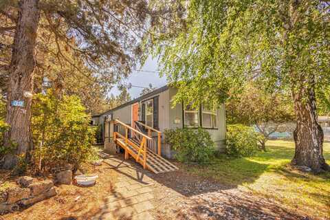 64100 N Hwy 97, Bend, OR 97701