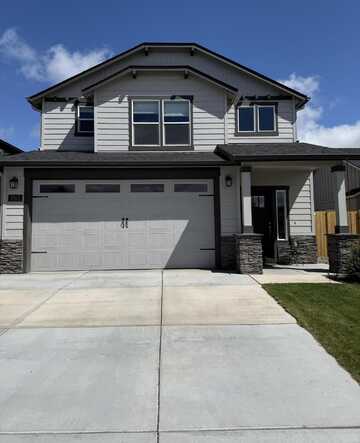 1563 NW Upas Place, Redmond, OR 97756