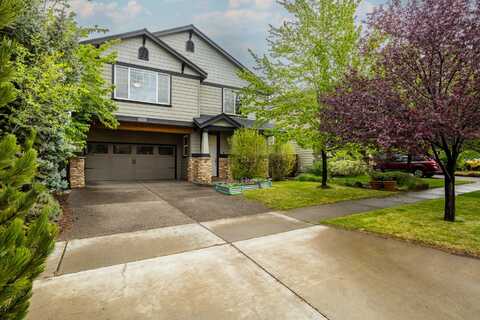 835 NE Locksley Drive, Bend, OR 97701