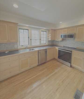 57 Kinnaird St, Cambridge, MA 02139