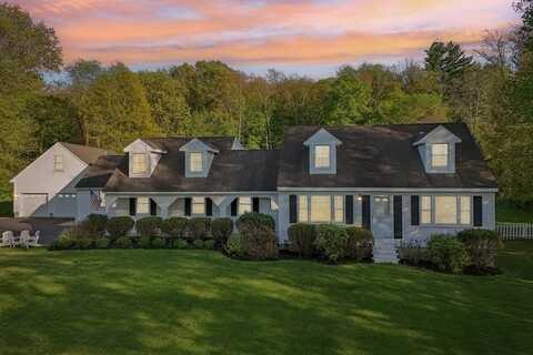 95 River Rd, West Newbury, MA 01985