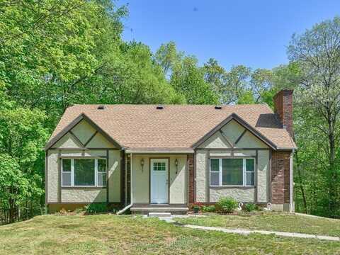 32 Clara Barton Road, Oxford, MA 01537