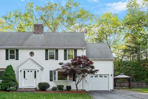 27 Tobin Ave, Chelmsford, MA 01863