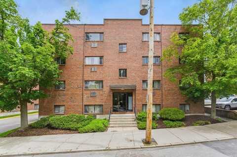 12 Riverside St, Watertown, MA 02472
