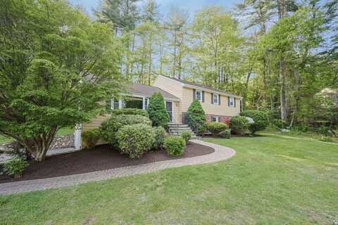 25 Duggan Rd, Acton, MA 01720