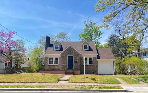 318 Hawthorne Avenue, Uniondale, NY 11553