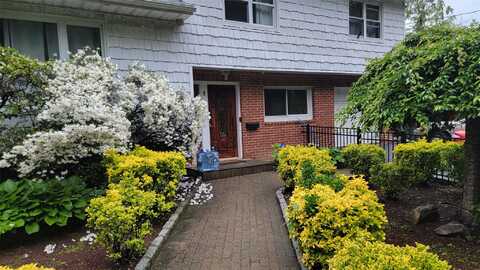 1 Cheshire Lane, Yonkers, NY 10710
