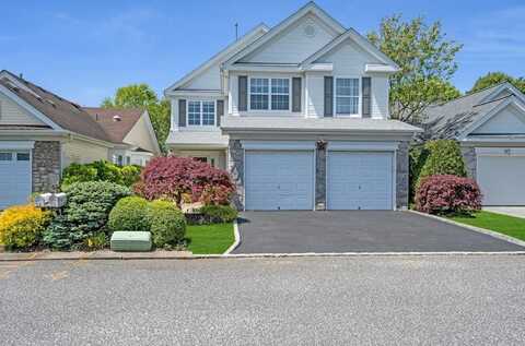 30 Julia Circle, Middle Island, NY 11953