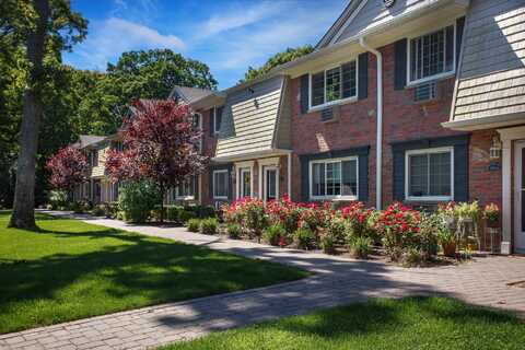 2 beaumont Place, Coram, NY 11727
