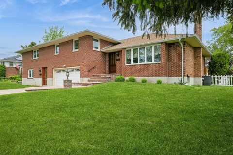 780 Regent Drive, Westbury, NY 11590