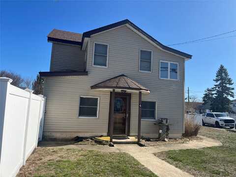 4 W Lido, Lindenhurst, NY 11757