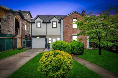 29-05 Parsons Boulevard, Flushing, NY 11354