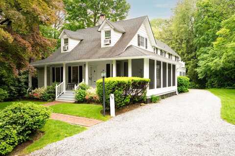 250 Schenck Avenue, Great Neck, NY 11021